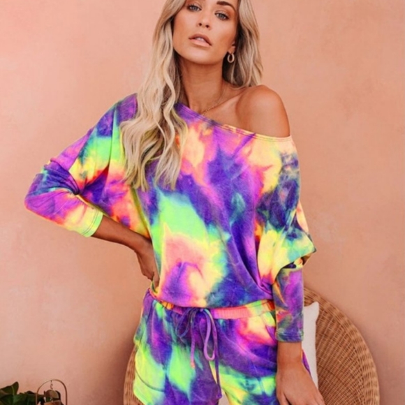 Private Label Other - Host Pick! 🎉 Tie Dye Shorts Set